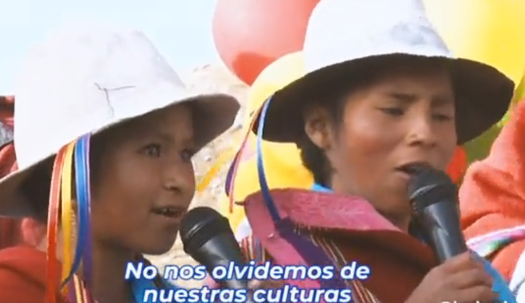 Presidente destaca el cariño de la infancia y reafirma la decisión de construir una patria sin discriminación y con justicia social 