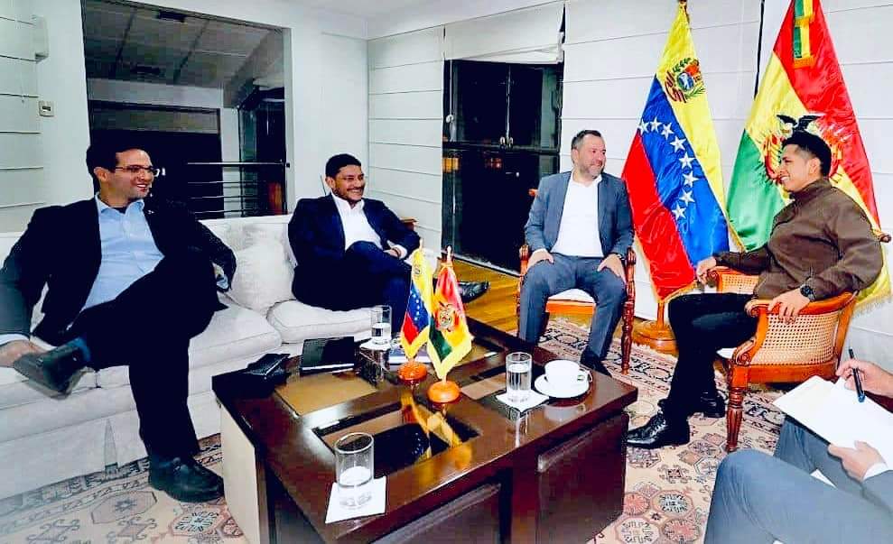Bolivia y Venezuela acuerdan formar una liga de amistad parlamentaria