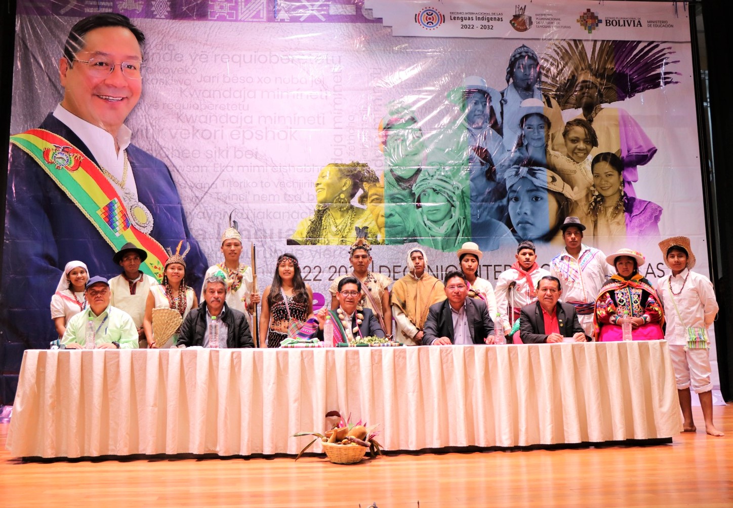 Bolivia promueve la revitalización de las lenguas indígenas con 35 institutos y tres universidades