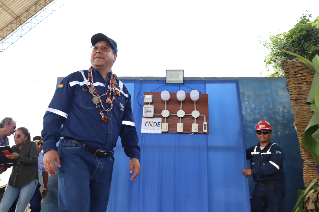 Con inversión cerca a los Bs 23 millones, cinco municipios de Beni cuentan con energía eléctrica