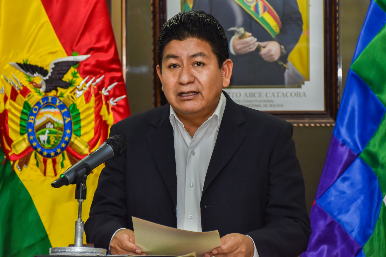 Ministro Montaño afirma que tiene las pruebas para sustentar denuncia por el saqueo y quema de su domicilio