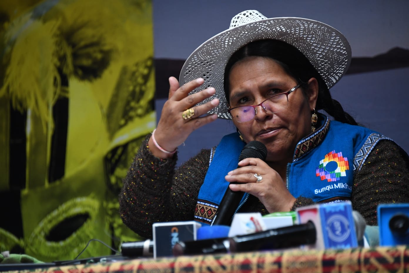 Ministra Orellana sobre el cabildo cívico: Es un “disco rayado que no suena ni truena”