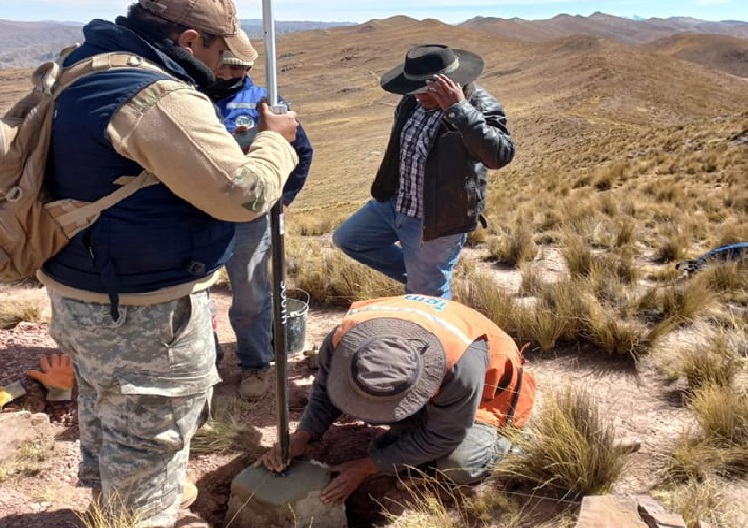 IGM ejecuta demarcación de 149 vértices en el límite entre Cochabamba y Oruro