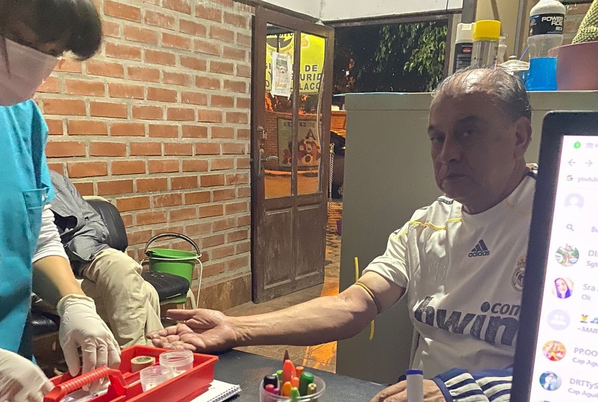 Tránsito determina suspender la licencia de conducir del diputado Saúl Lara