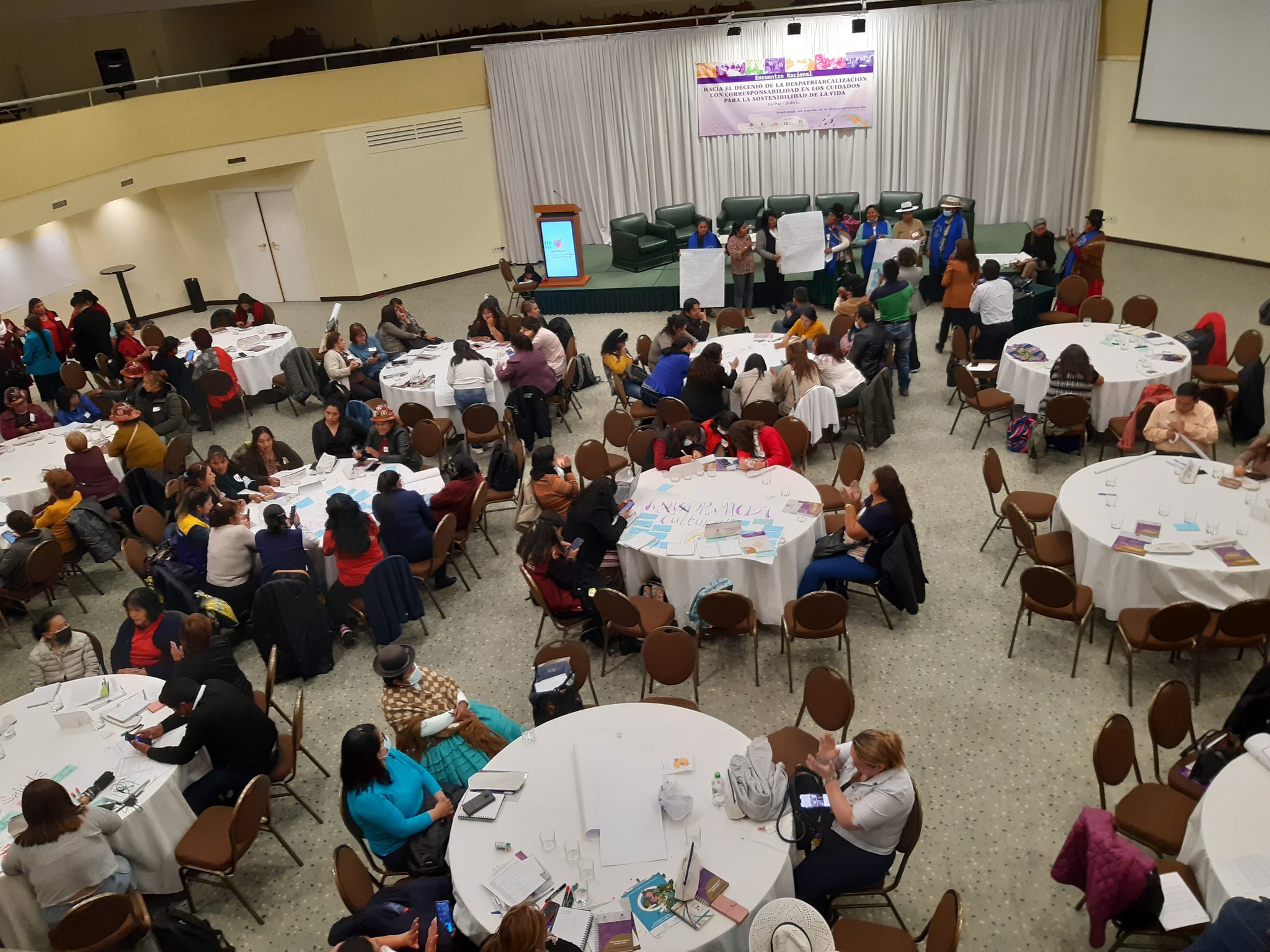 Más de 180 mujeres participaron de la construcción de una agenda rumbo al Decenio de la Despatriarcalización