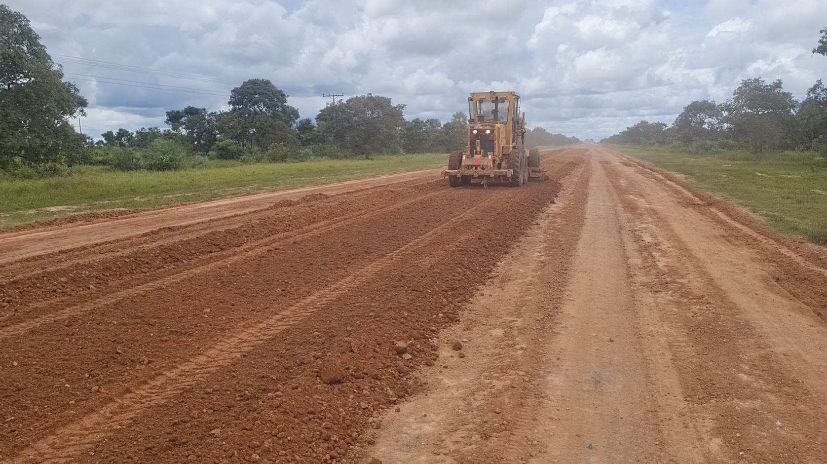 La carretera Riberalta – Rurrenabaque, la más importante de la Amazonía, tiene 67,9% de avance y se prevé la entrega de dos tramos este año