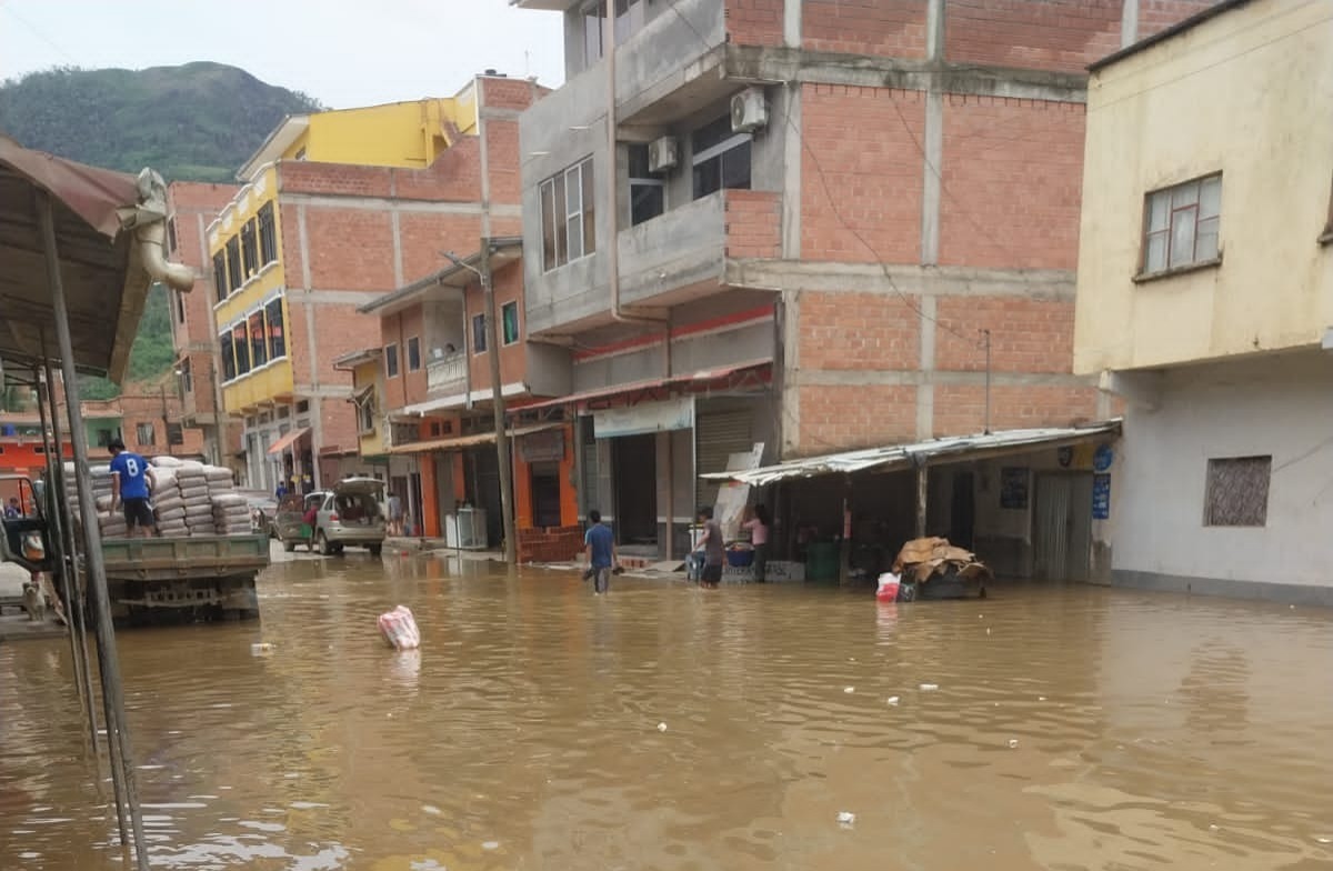 Alrededor de 1.600 familias fueron afectadas por el desborde ríos en el norte de La Paz