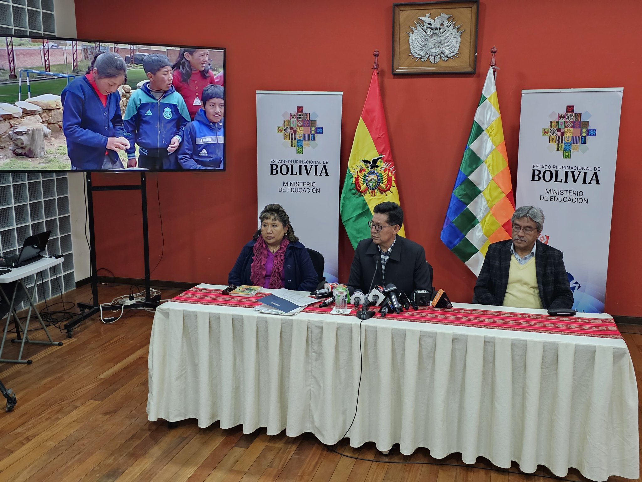 Educación reporta que en 8% de unidades educativas se acató paro del magisterio, en el 92% hubo normalidad 