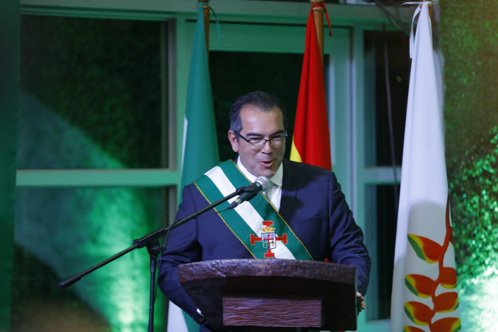 Legislativo cruceño define este sábado situación de Camacho, Creemos apunta a blindar su titularidad