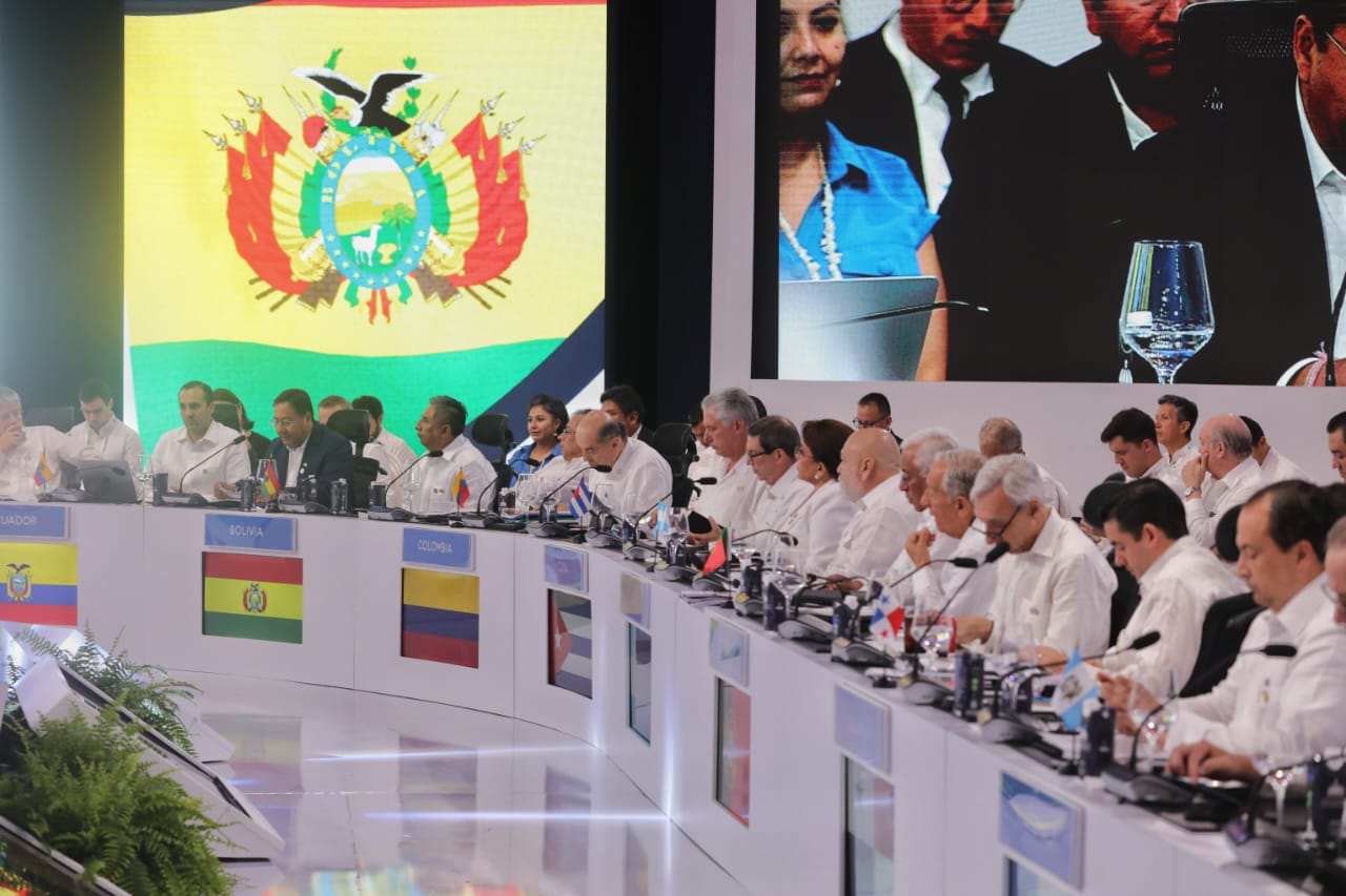 Arce destaca logros del modelo económico en la Cumbre Iberoamericana y explica que tiene “un rol activo del Estado”