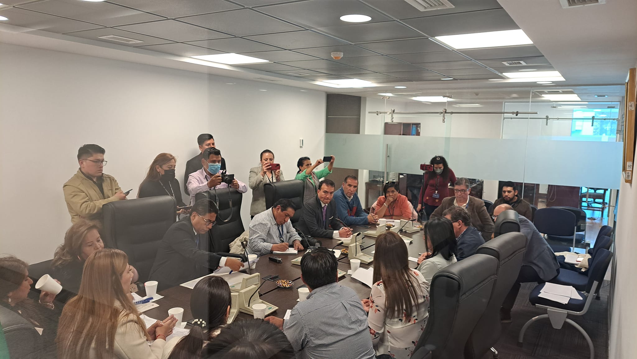 Tras encuentro con la prensa, Gobierno deja a comisión legislativa definición sobre artículo 281 de anteproyecto de ley 305