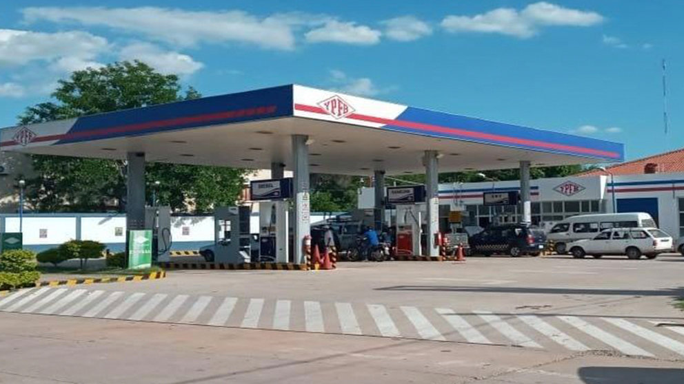 YPFB: Estudio científico de la UMSA respalda dosificación de etanol en la gasolina