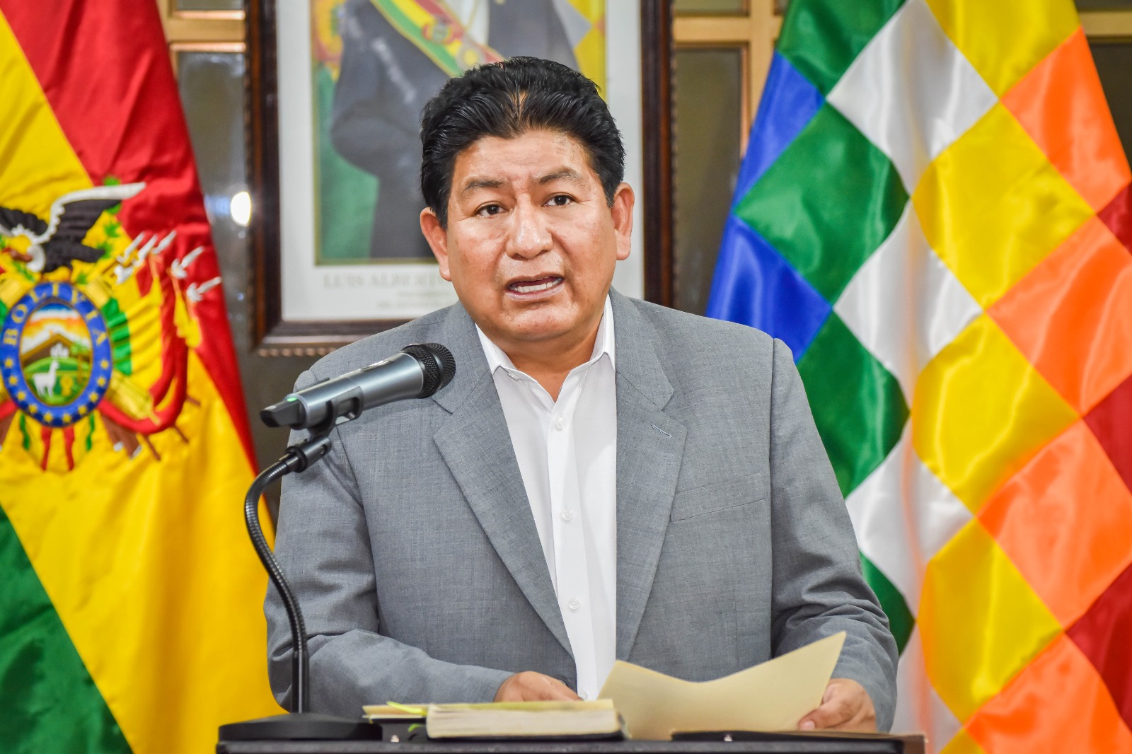 Ministro de Obras Públicas pide la Asamblea Legislativa celeridad en la aprobación de créditos