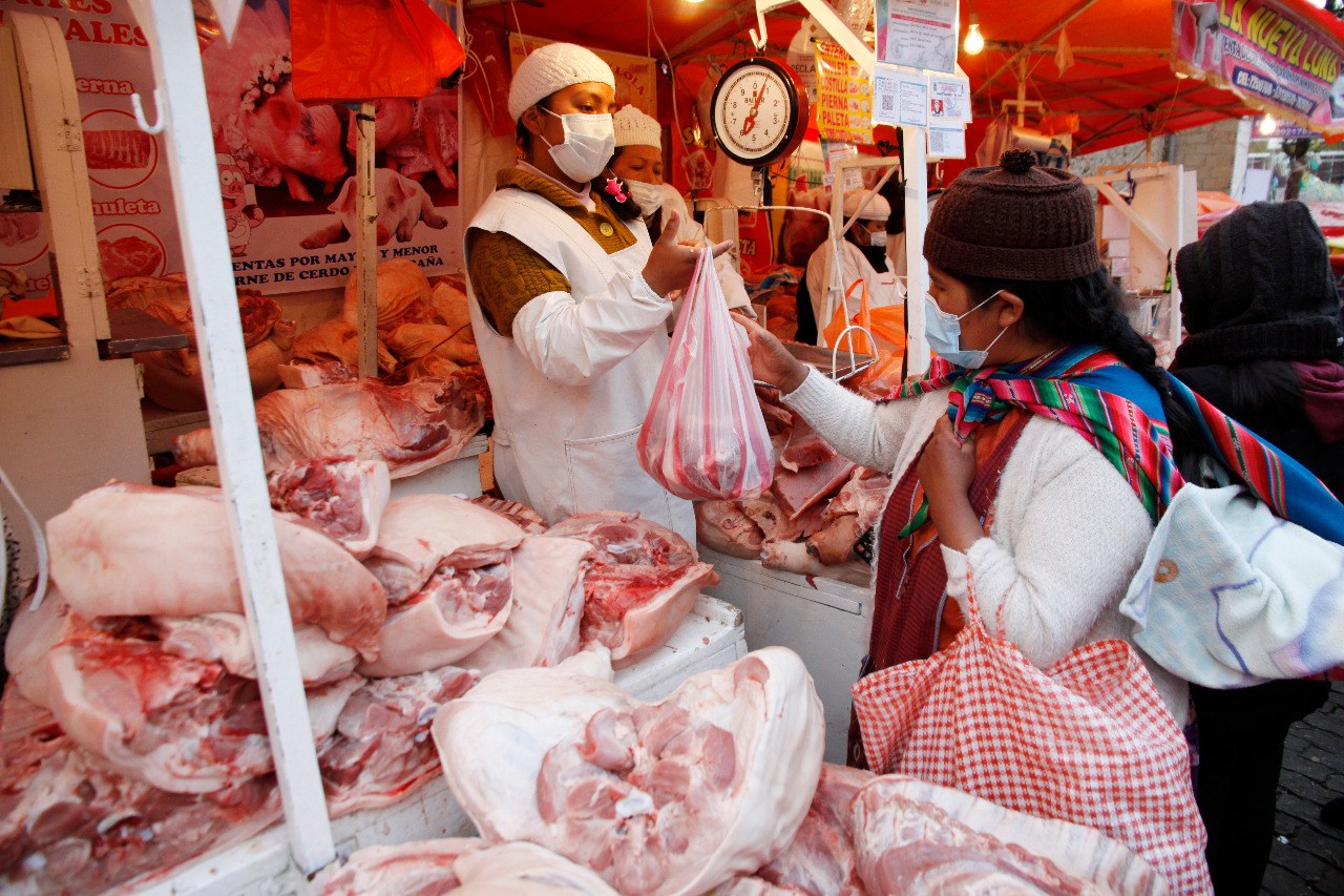 Gobierno garantiza abastecimiento interno a precio justo de carne, huevo, leche y azúcar