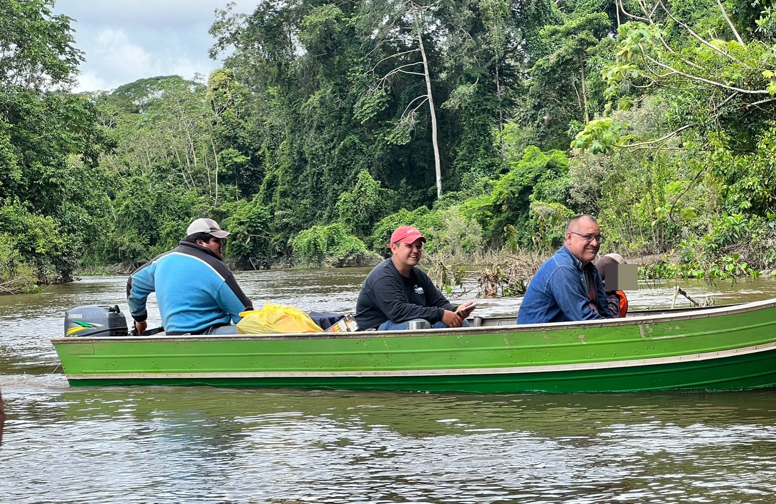 Cuatro personas fueron rescatadas en la selva de Beni, la cobertura de Entel permitió que pidan auxilio por llamada