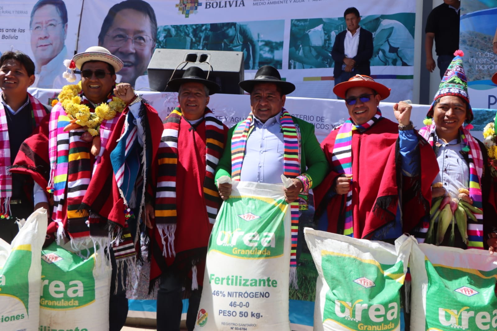 Más de 600 comunidades de Potosí reciben insumos para reactivar y mejorar la producción agrícola