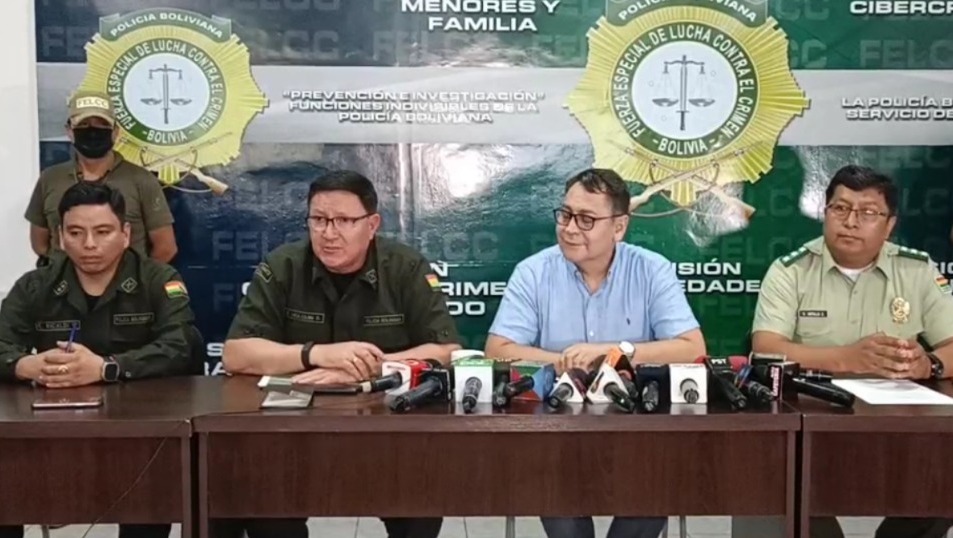 Policía aprehende a cuarto ejecutivo de Banco Fassil, entidad que autorizó créditos por $us 1,5 millones a una joven de 18 años