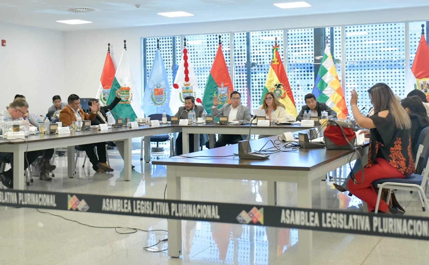 Comisión Mixta aprueba reglamento para las judiciales, elimina unos 5 requisitos y fija 10 días para inscripción de postulantes