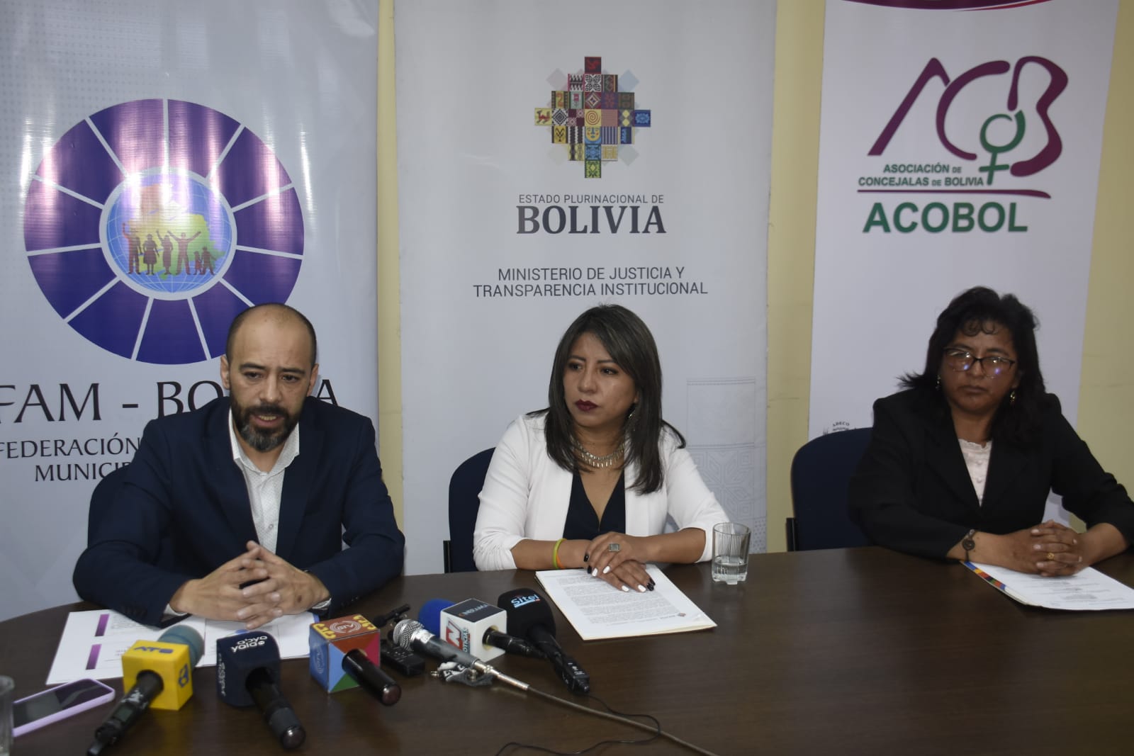 Gobierno implementará un “modelo de gestión en redes” para la erradicación de la violencia de género