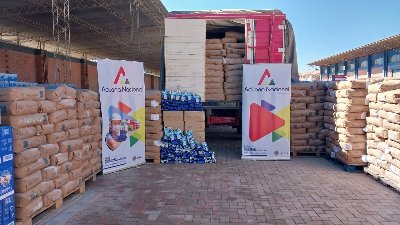 Comisan más de 20 toneladas de productos argentinos de contrabando en Cochabamba