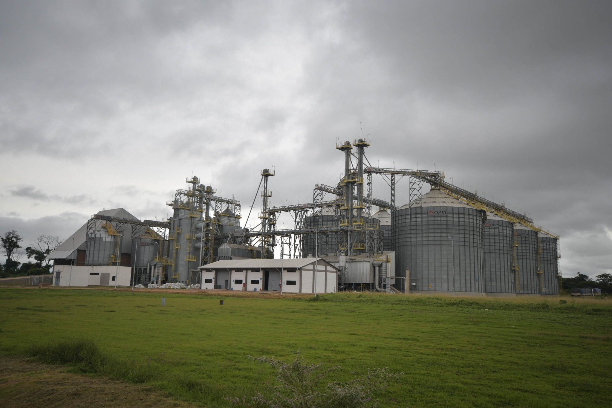 Prevén concluir hasta noviembre construcción de la planta de transformación de cereales de Emapa en Viacha