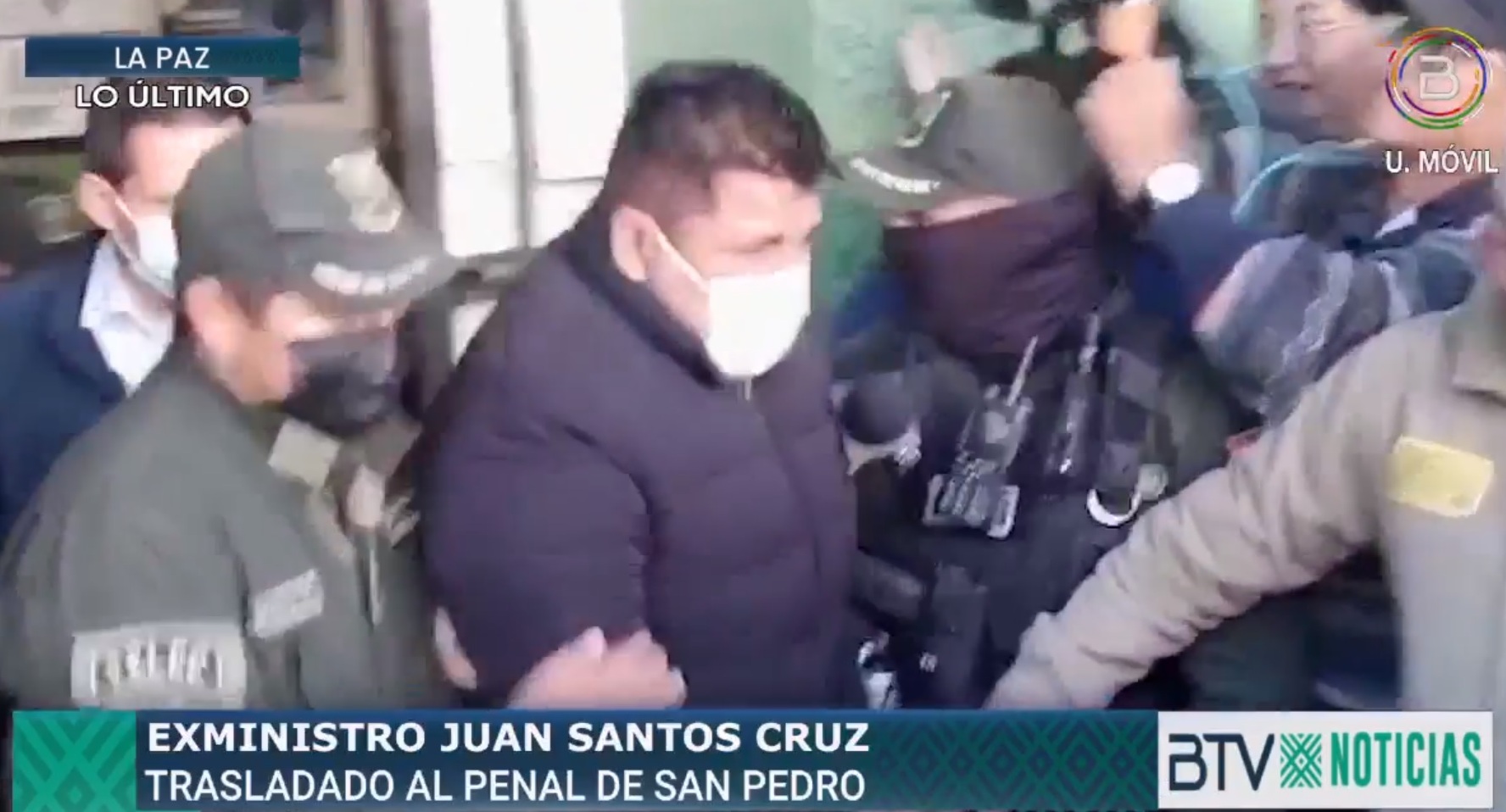 Exministro Santos Cruz fue trasladado a la cárcel de San Pedro para que cumpla su detención preventiva