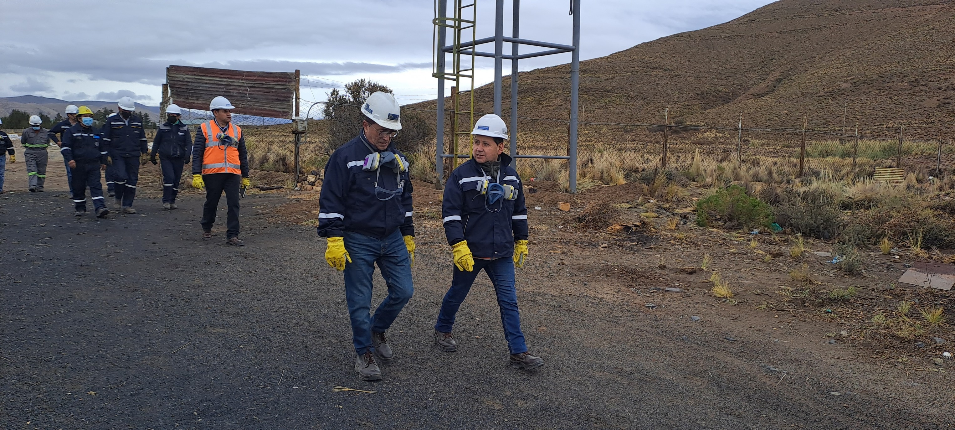 Ministro inspecciona terreno donde se construirá la Planta Refinadora de Zinc en Oruro 