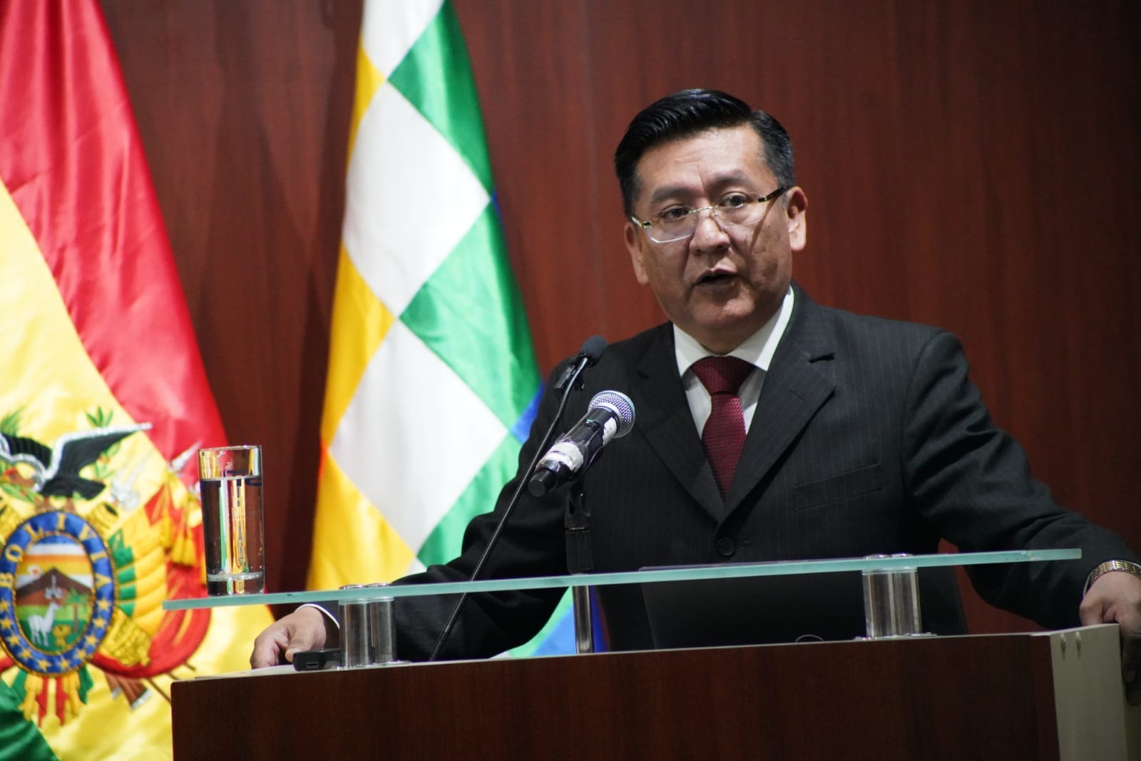 ASFI reafirma que el sistema financiero boliviano es “sólido, robusto, estable y confiable” y advierte con proceso a especuladores