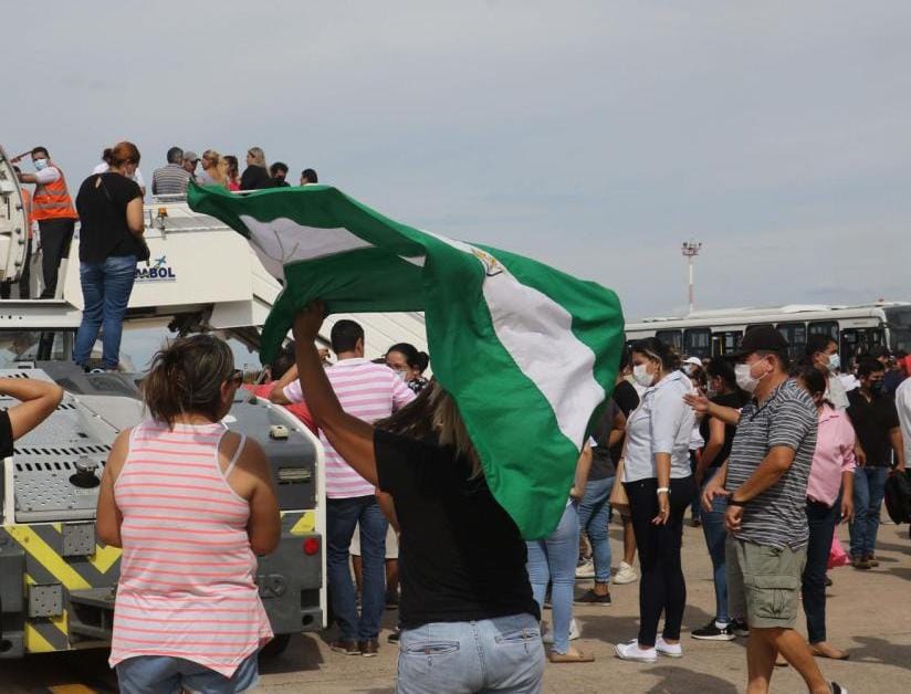 Fiscalía cita a diputado y asambleísta de Creemos a declarar por violencia y toma del aeropuerto de Viru Viru