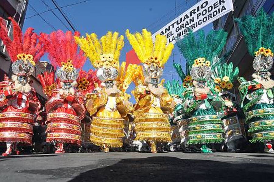 La Paz vive la Entrada Folklórica de Jesús del Gran Poder con más 70.000 bailarines y 8.000 músicos