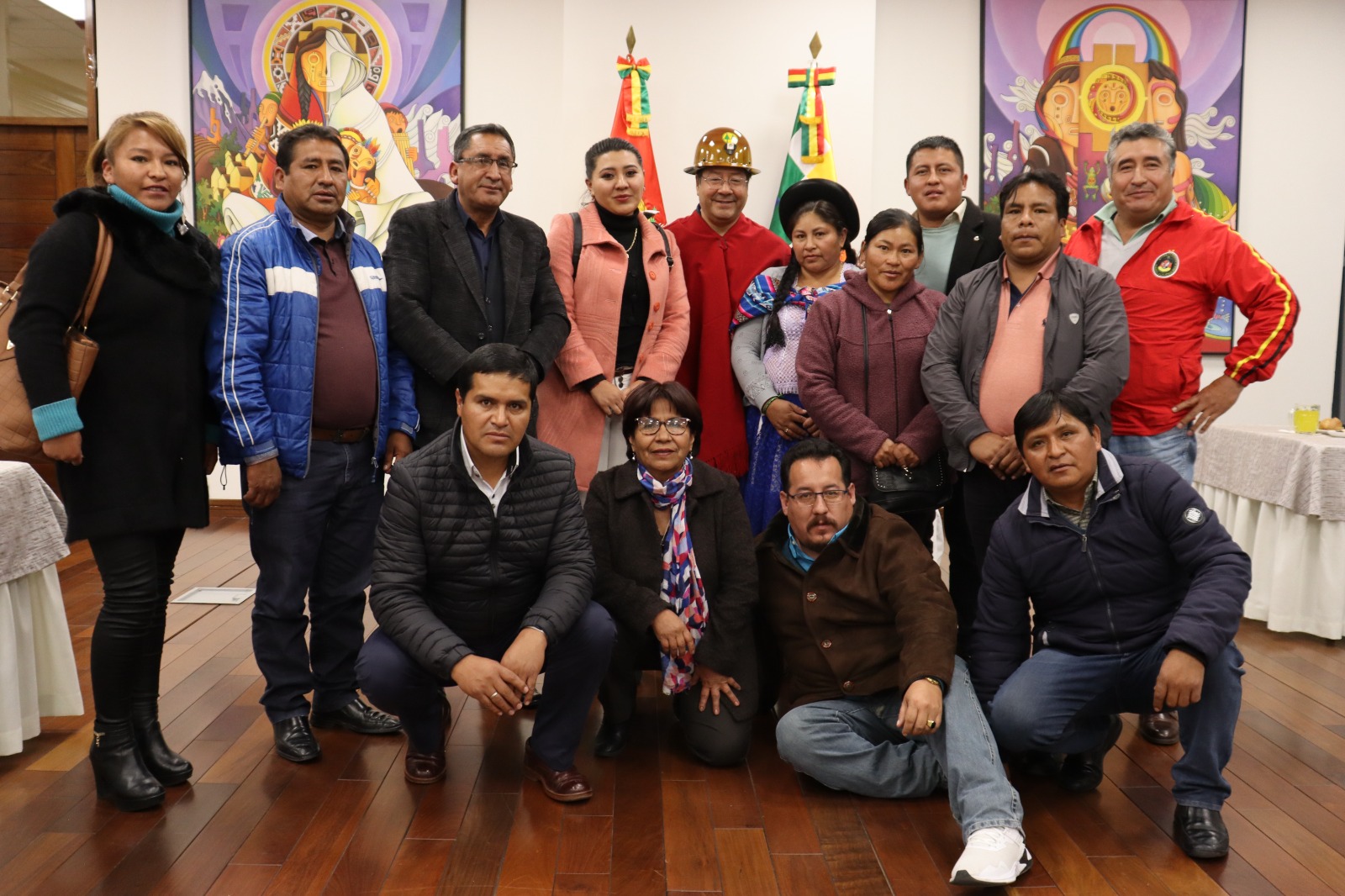 Arce se reúne con alcaldes y concejales de Potosí para fortalecer el potencial productivo e industrial del departamento