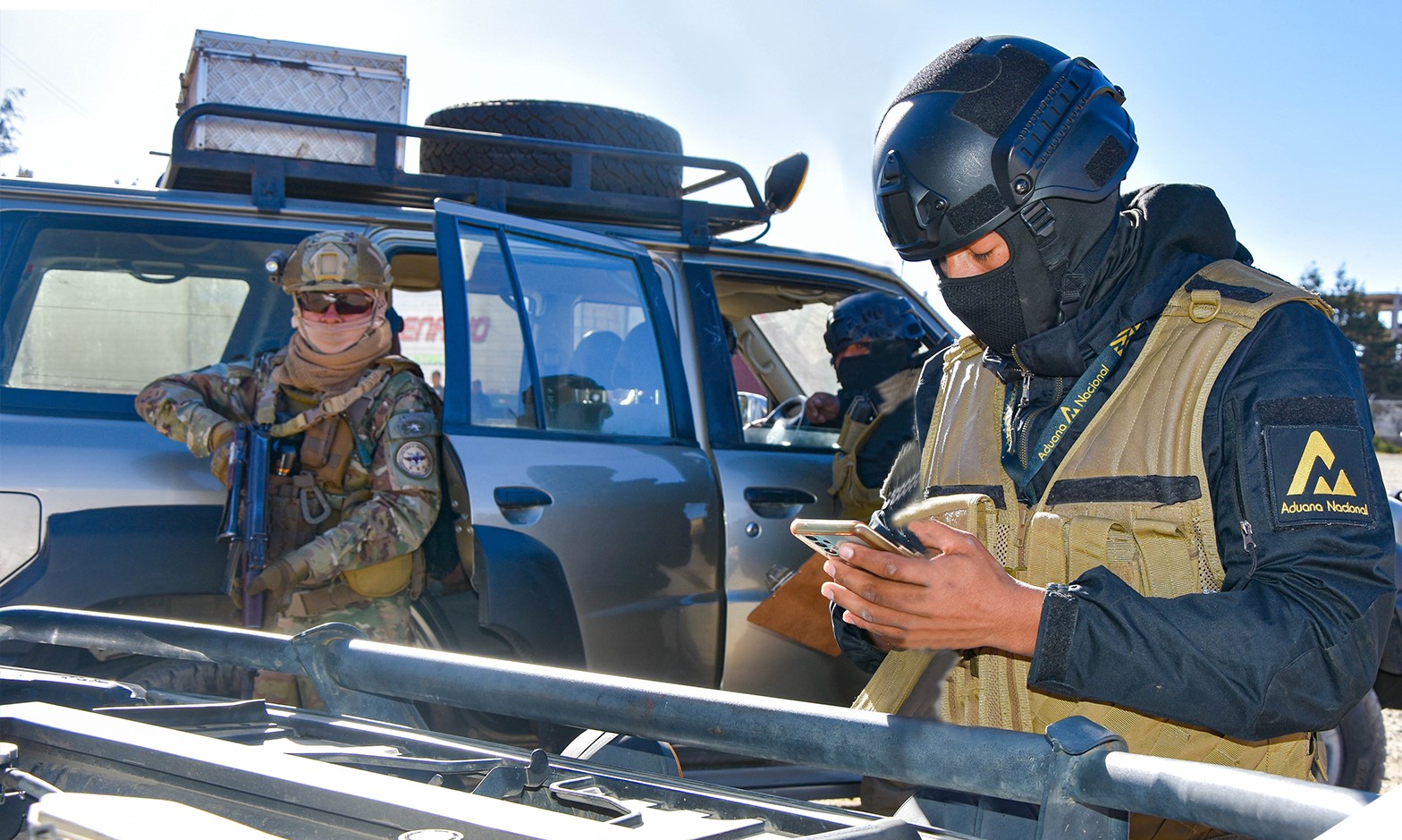Aduana capacita a Fuerzas Armadas en temas de regímenes aduaneros para fortalecer la lucha contra el contrabando