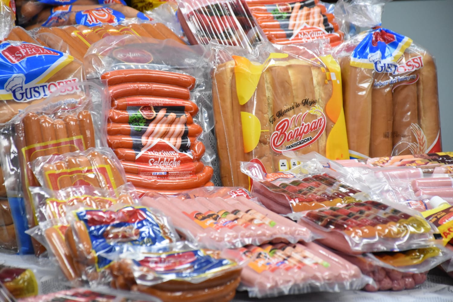 Senasag certifica a 169 empresas para la venta de embutidos de origen nacional