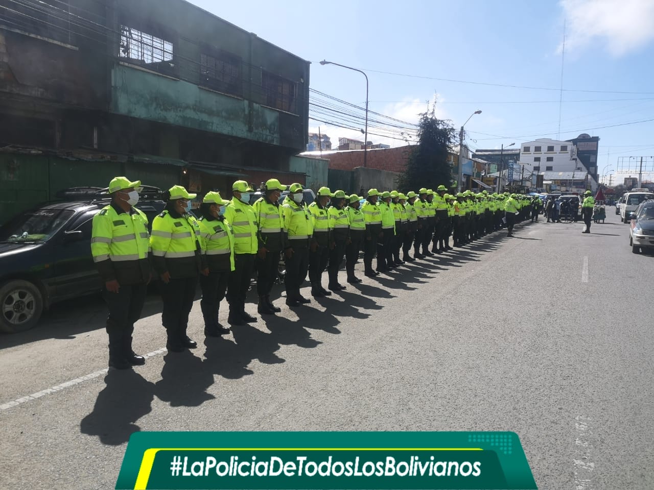 Policía desplaza en La Paz 900 uniformados para dar seguridad a los que recibirán el Año Nuevo Andino Amazónico en Tiwanaku