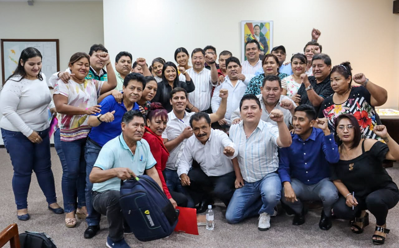 Presidente y el MAS cruceño trabajan propuestas para fortalecer el desarrollo de Santa Cruz