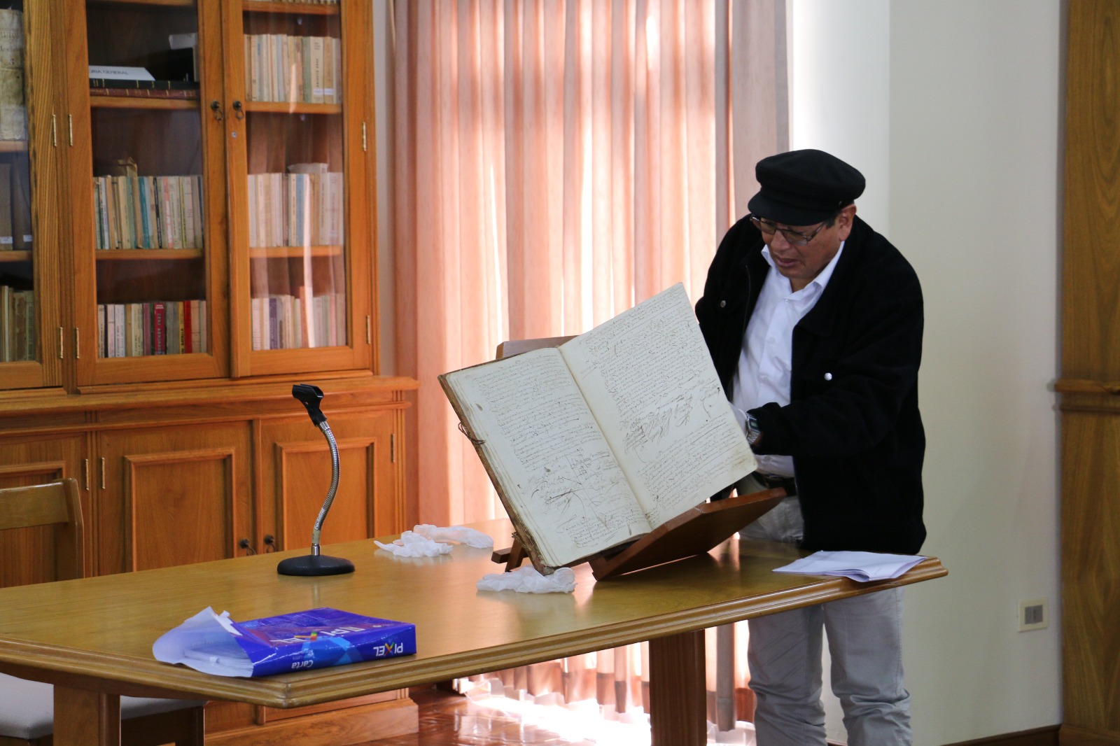 Fundación Cultural del BCB organiza taller para garantizar la presencia boliviana en el Mowlac