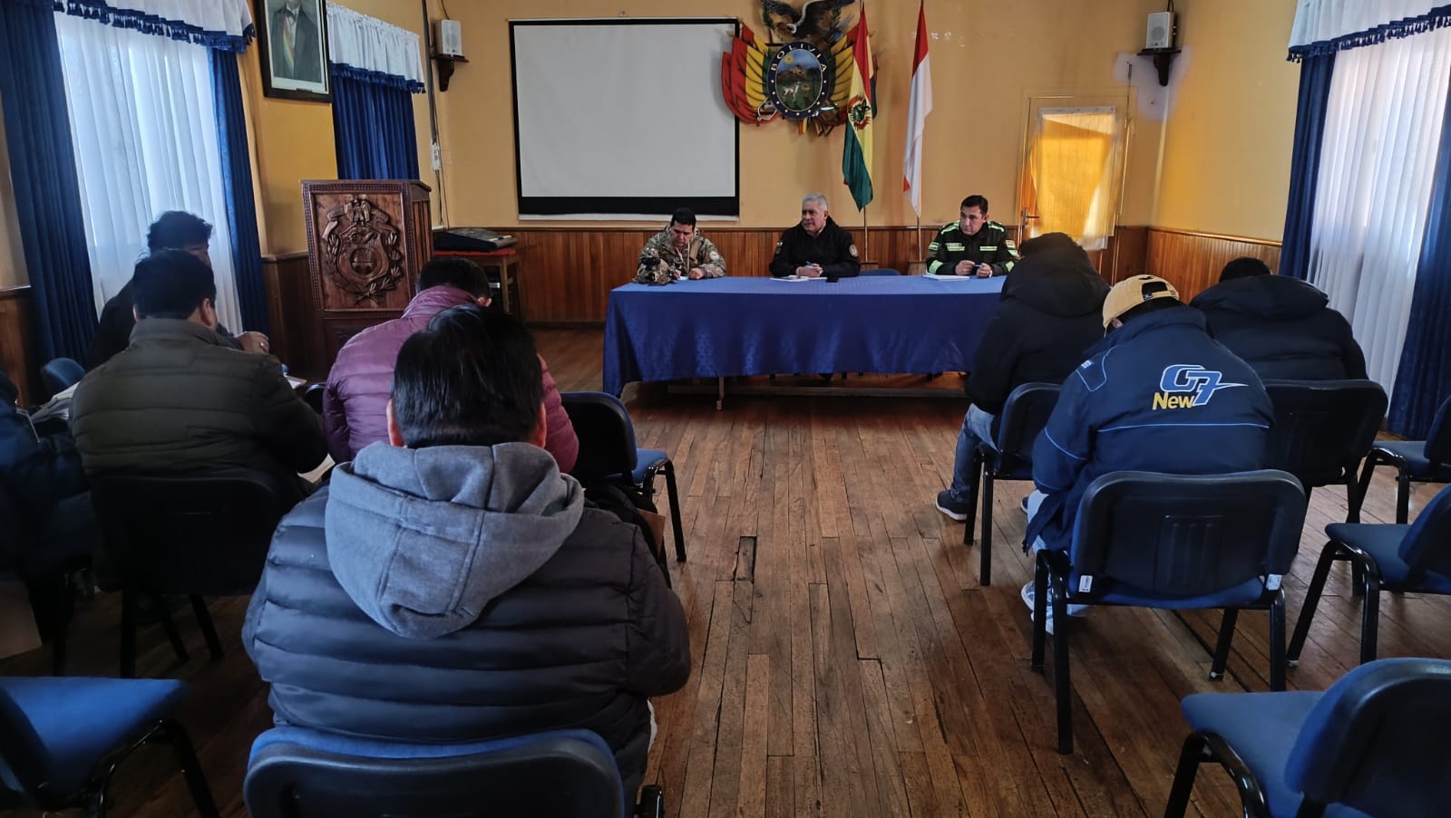 Reunión interinstitucional establece mecanismos de control contra el contrabando en Potosí