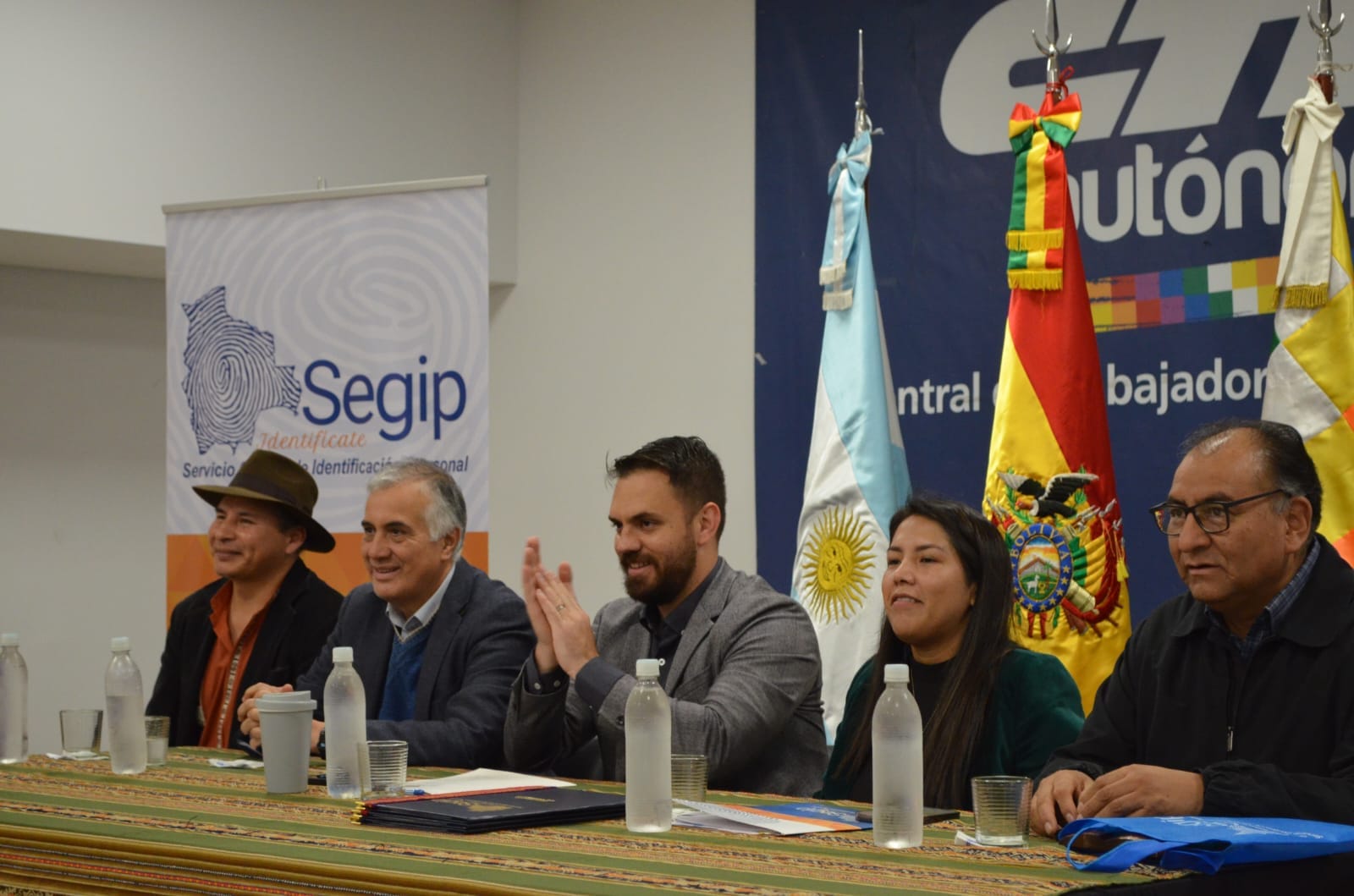 Segip socializa acuerdo entre Bolivia y Argentina para el canje de licencias de conducir, sin la necesidad de pruebas teóricas o prácticas
