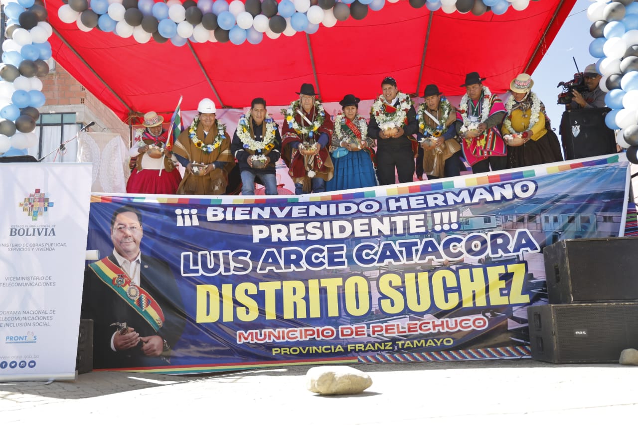 Con Bs 4 millones de inversión, Arce entrega dos Radio Base para ampliar las telecomunicaciones en Pelechuco