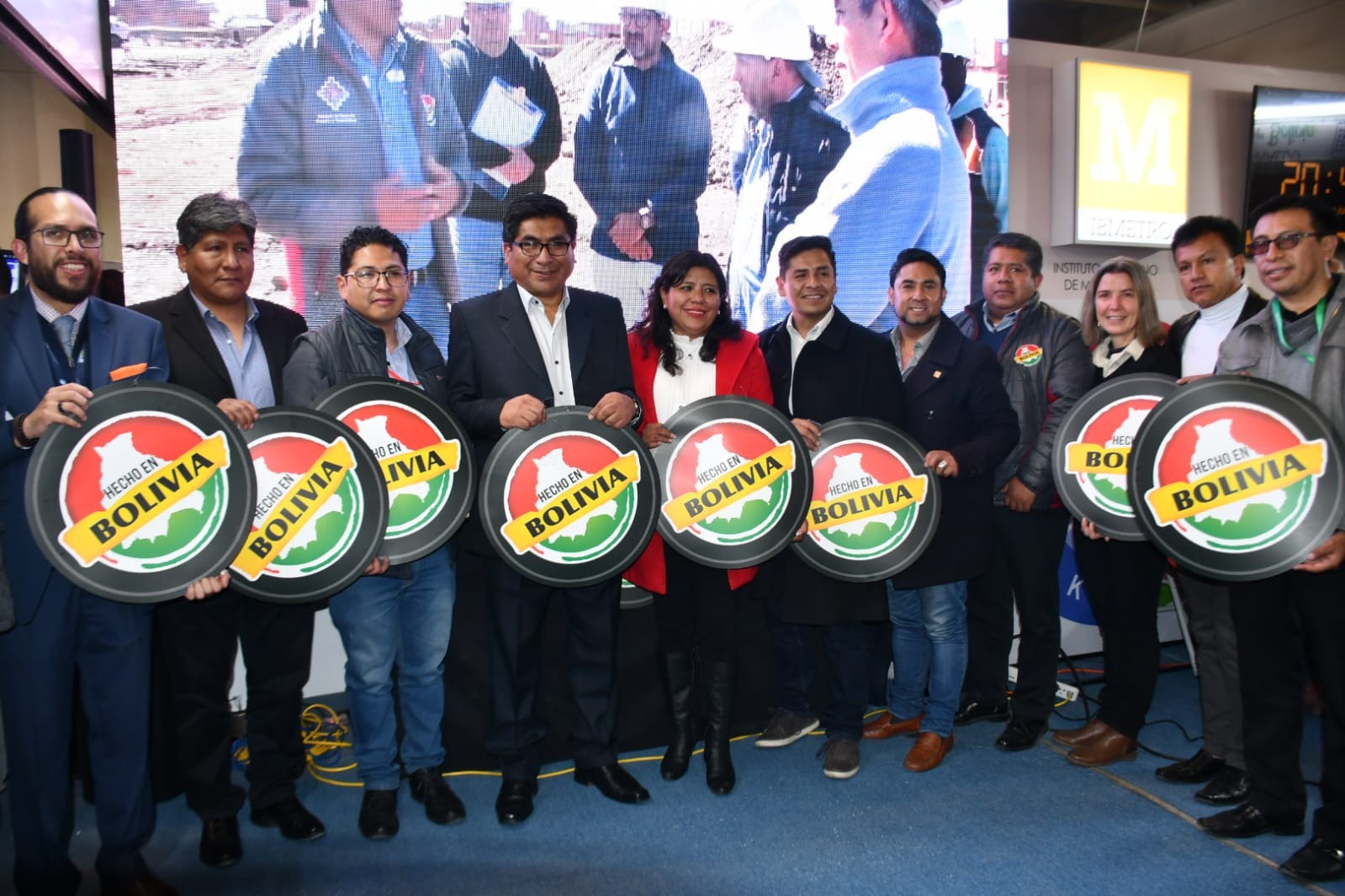 Empresas públicas y mypes ofrecen lo mejor de la producción “Hecho en Bolivia” en la feria La Paz Expone 