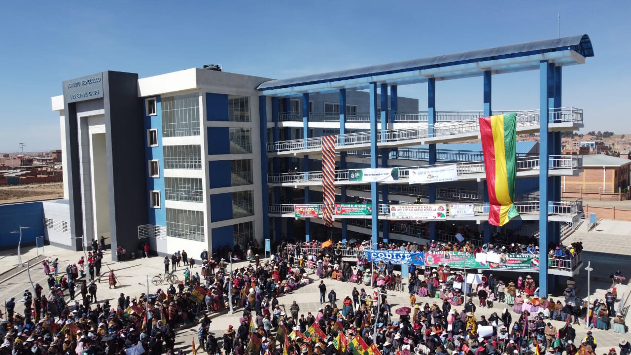 Diputado destaca la creación de la nueva carrera de Maquinaria Pesada en el Instituto Luis Espinal