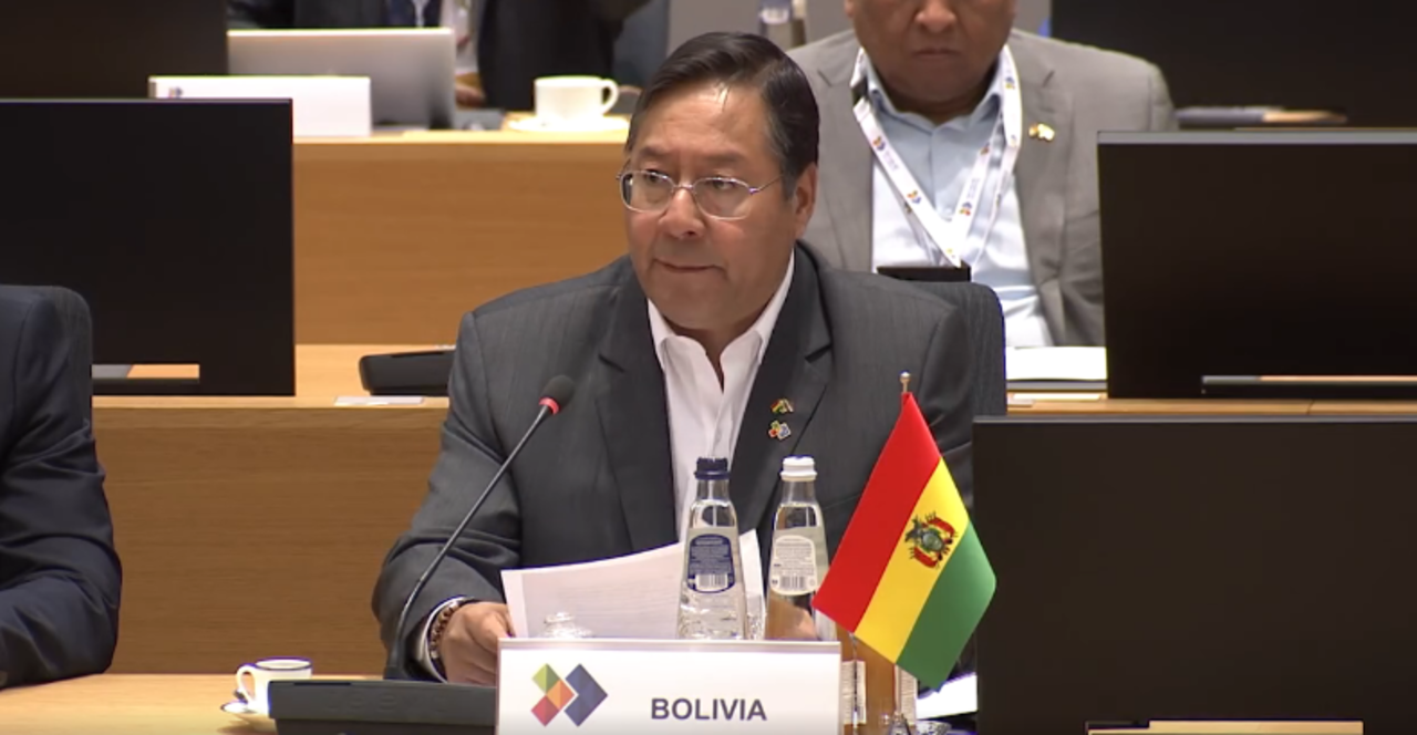 Arce desea que los pueblos de América Latina y Europa alcancen la paz que “el modelo capitalista no ha podido ofrecer” 