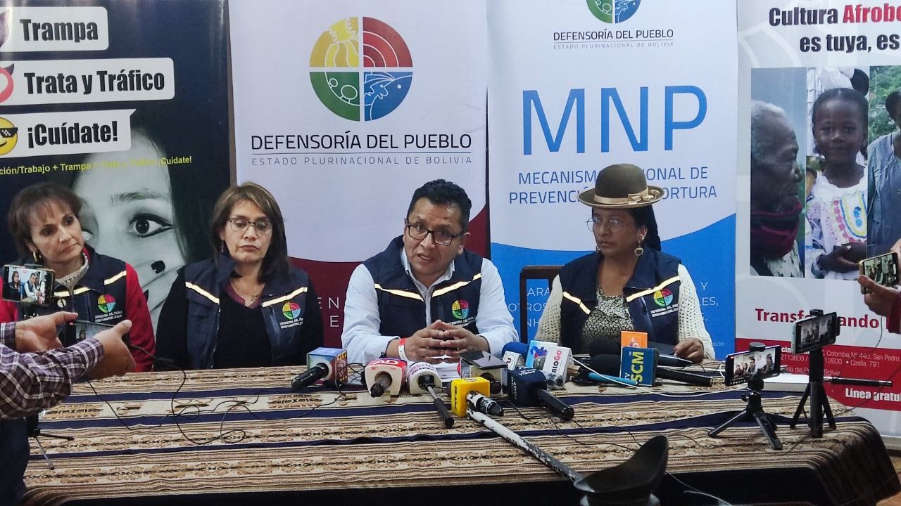 Defensoría gestiona atención médica para huelguistas en la APDHB y recuerda que Carvajal rechaza ayuda