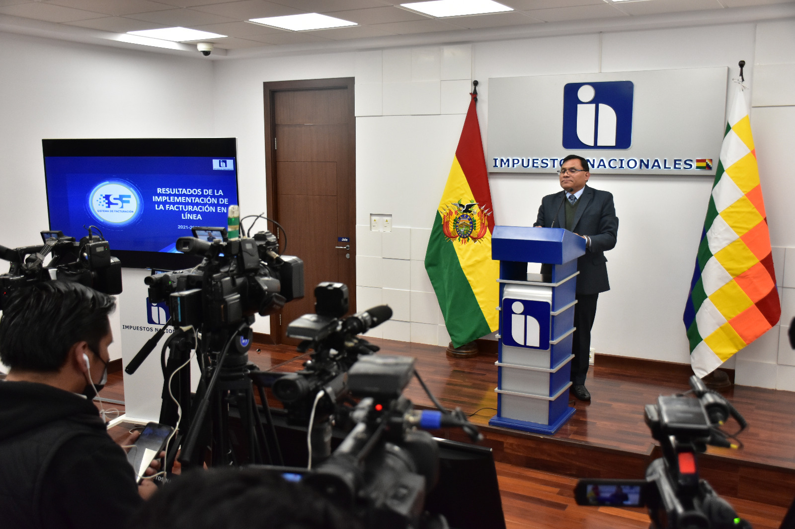 Impuestos: 70.318 contribuyentes emitieron más de 328 millones de facturas en línea