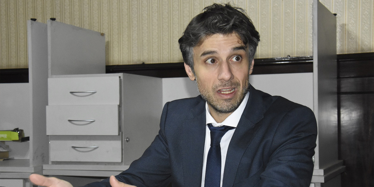 Abogado de Pedro Castillo dice que en Perú “es más grave dar un discurso que asesinar”