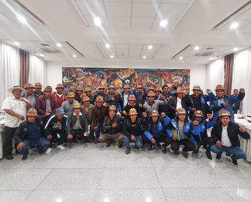 Arce informa de “proyectos importantes” para cooperativas mineras y destaca el rol de sectores sociales