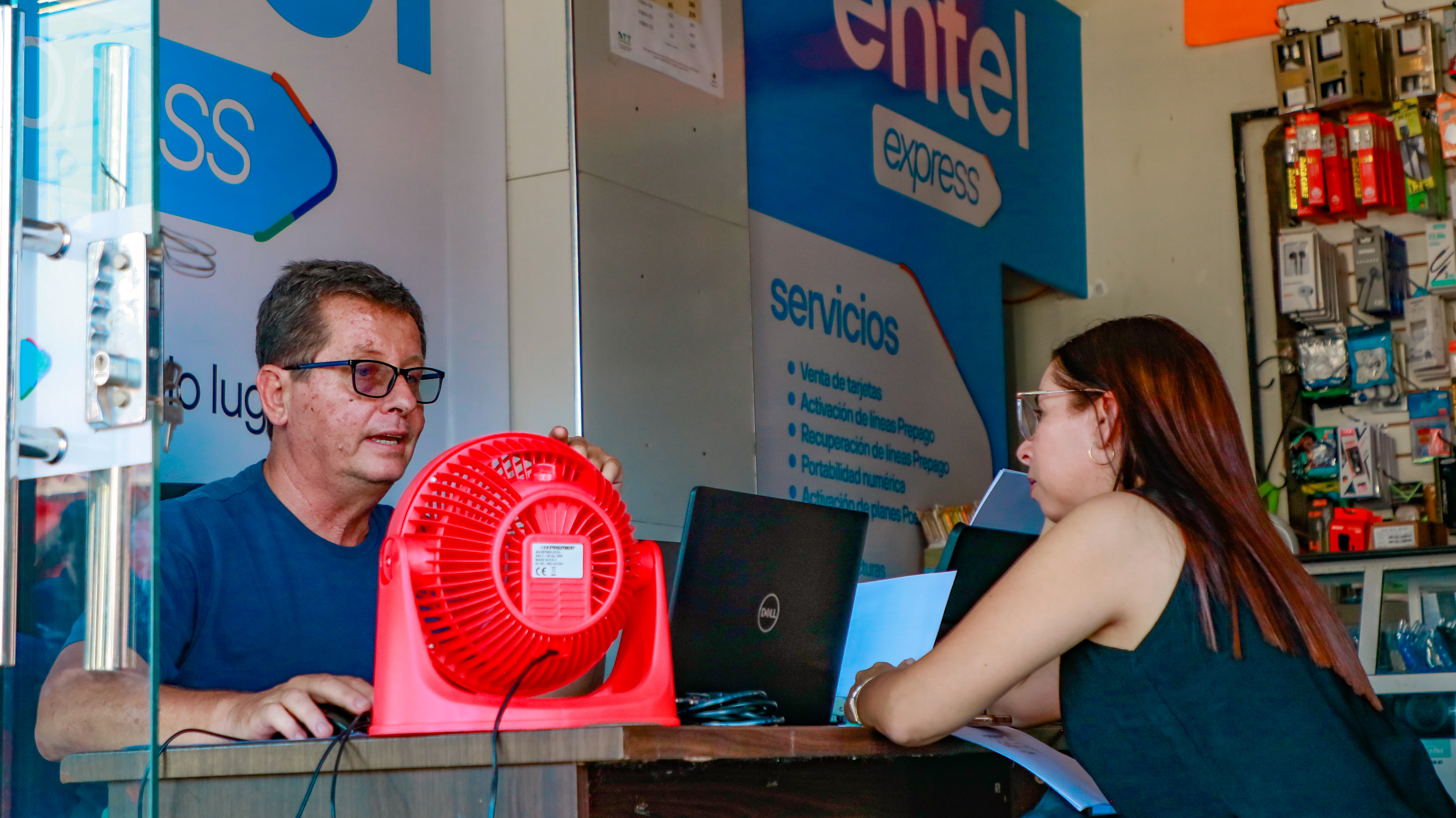 Entel inaugura servicio express en el municipio beniano de Santa Ana del Yacuma