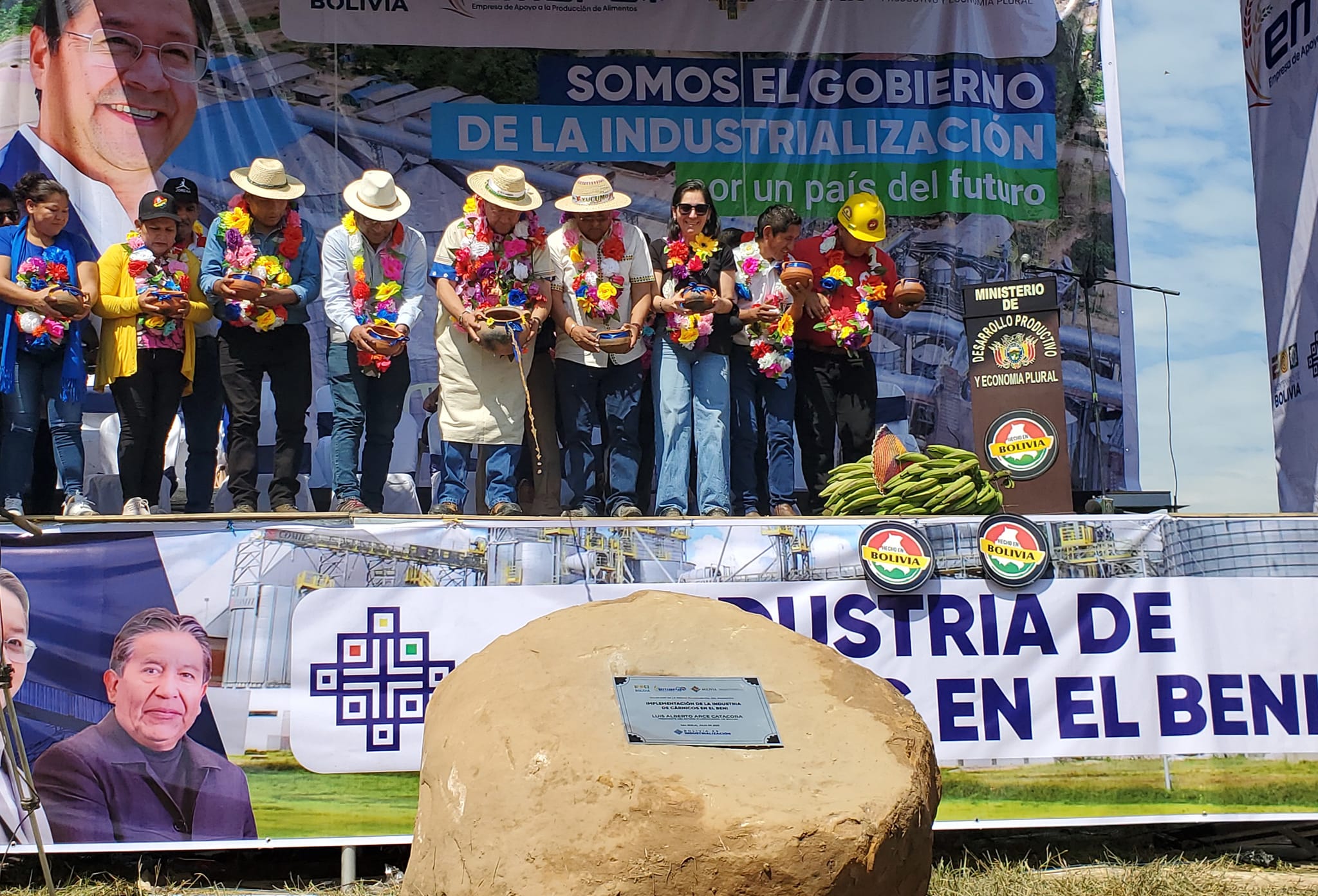 Presidente Arce inicia obras de la primera industria cárnica estatal en Beni y anuncia planta aceitera