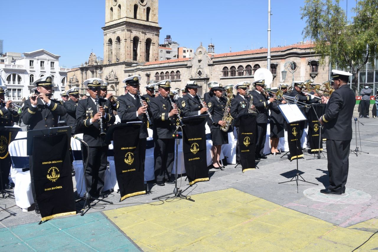 Armada conmemora el Día del Técnica Naval y el LX aniversario de la Escuela de Sargentos 