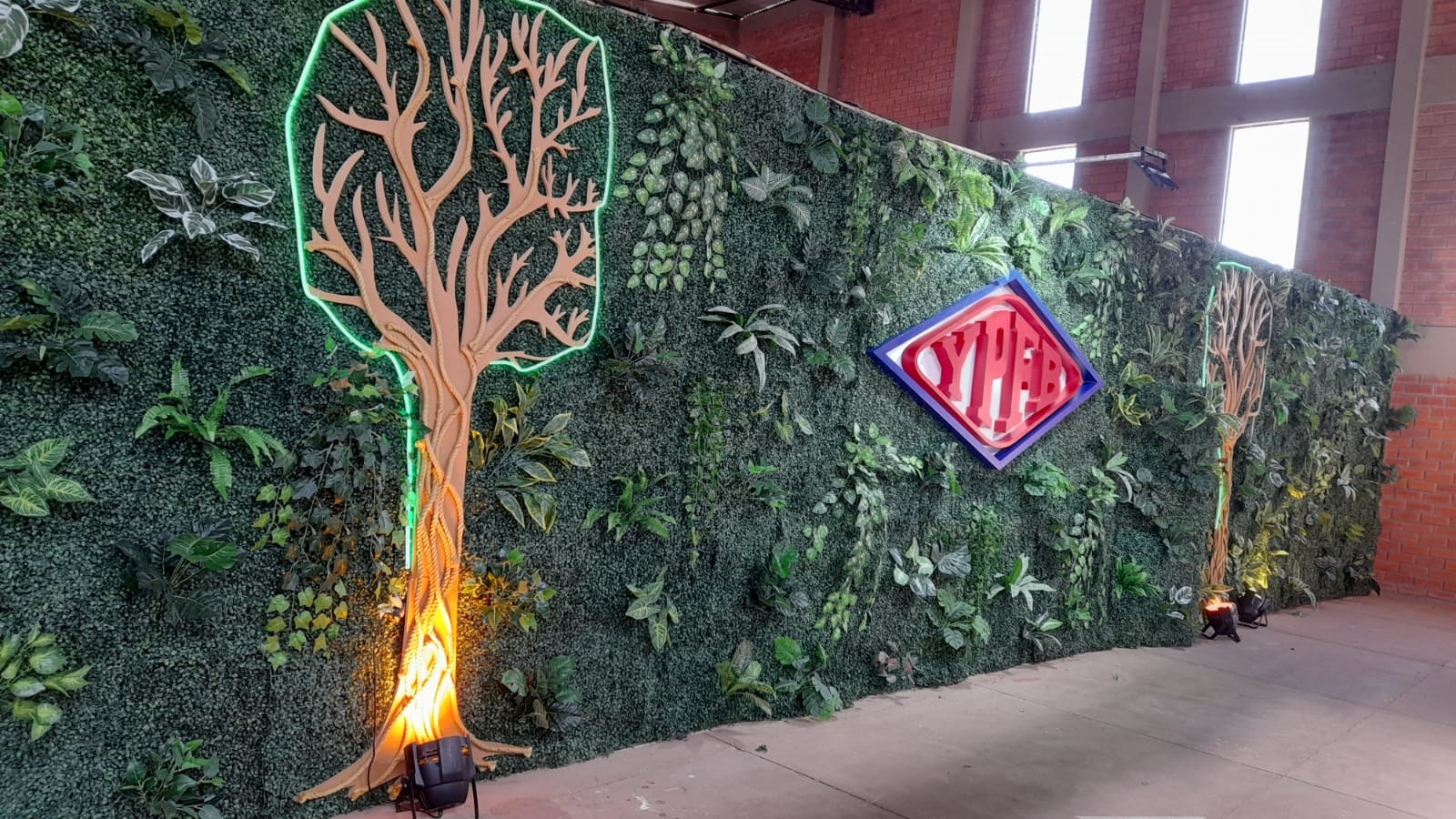 YPFB propone un viaje a las profundidades de la tierra en la FEXPOCHACO 2023